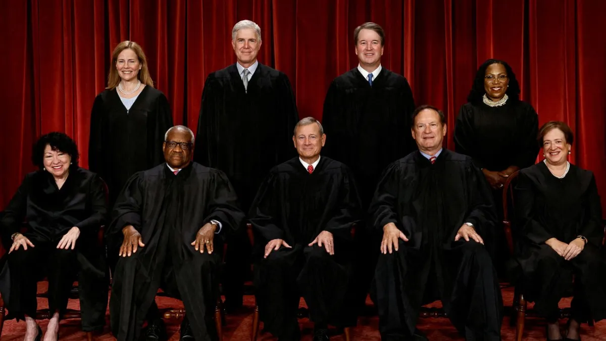 Chief Justice Roberts (front row, center) wrote the majority opinion.