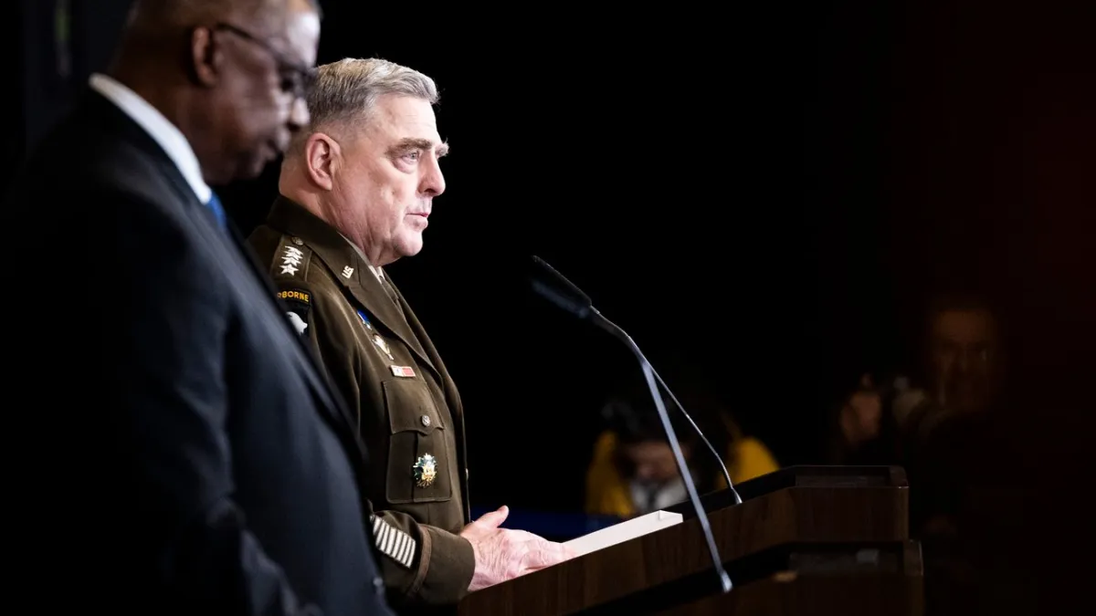 Chairman of the Joint Chiefs of Staff Mark Milley (r) and Defense Secretary Lloyd Austin (l) at U.S. Airbase Ramstein. Chairman of the Joint Chiefs of Staff Mark Milley (r) and Defense Secretary Lloyd Austin (l) at U.S. Airbase Ramstein.