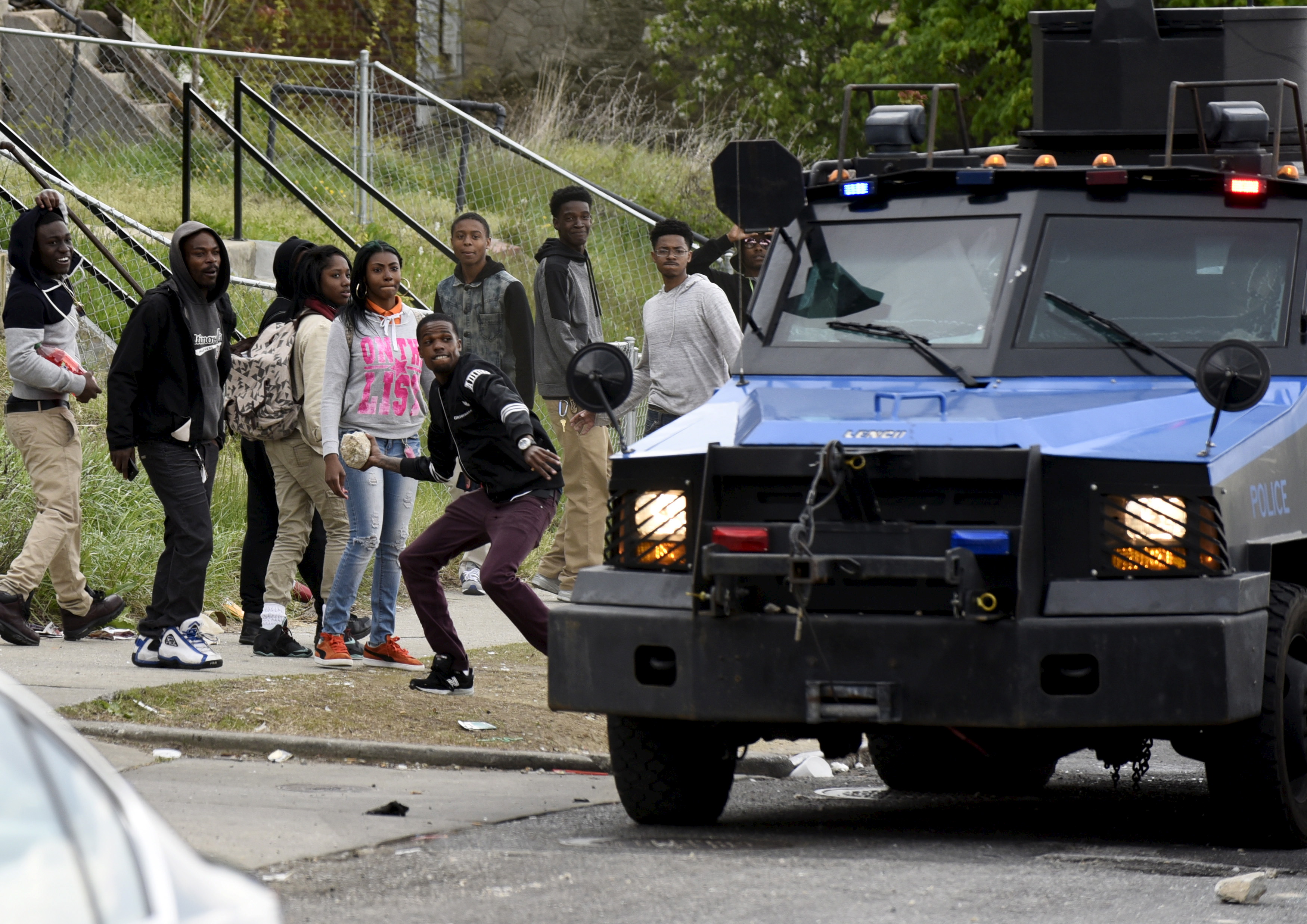 Protesters clash with police near Mondawmin Mall after Freddie Gray's funeral in Baltimore