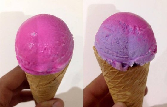 Color-changing ice cream