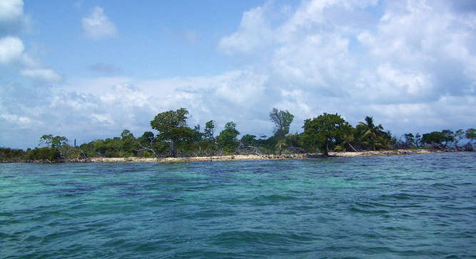 Lark Caye, Belize