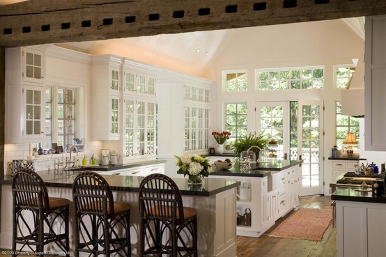 Airy Kitchen