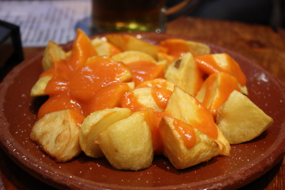 12. Patatas bravas 