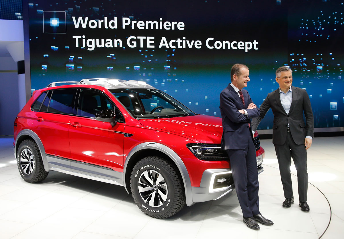 VW's Horn and Diess introduce the Volkswagen Tiguan GTE Active Concept car at the North American International Auto Show in Detroit