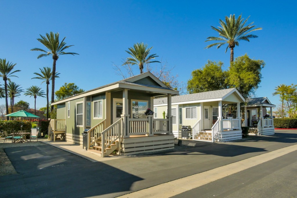 The Cottages at Golden Village Palms