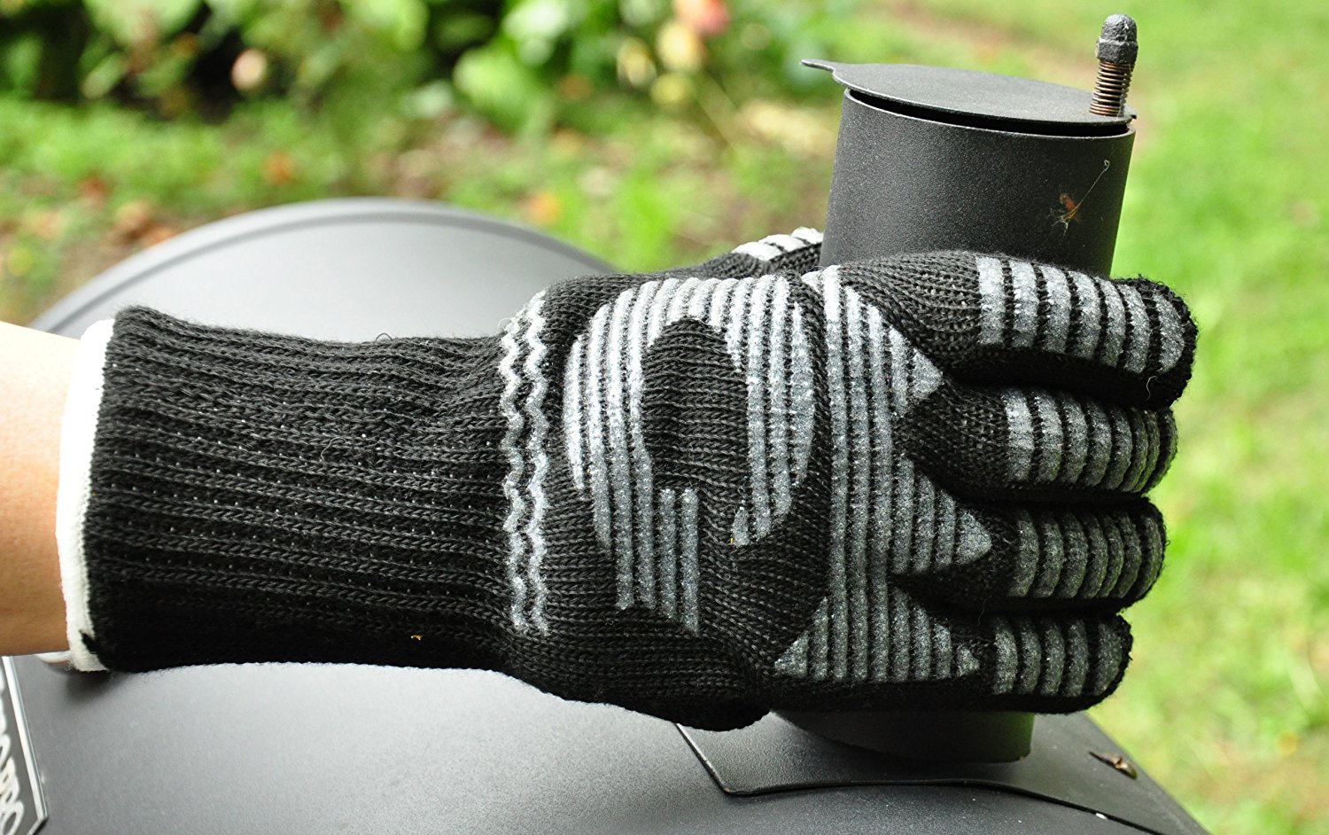 The Ultimate BBQ and Oven Gloves: $12