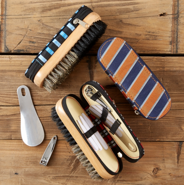 Harvard Tie Grooming Kit - $19.00