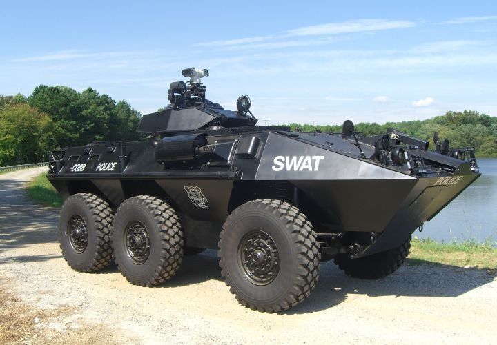 Amphibious Light Armored Vehicles (LAVs)