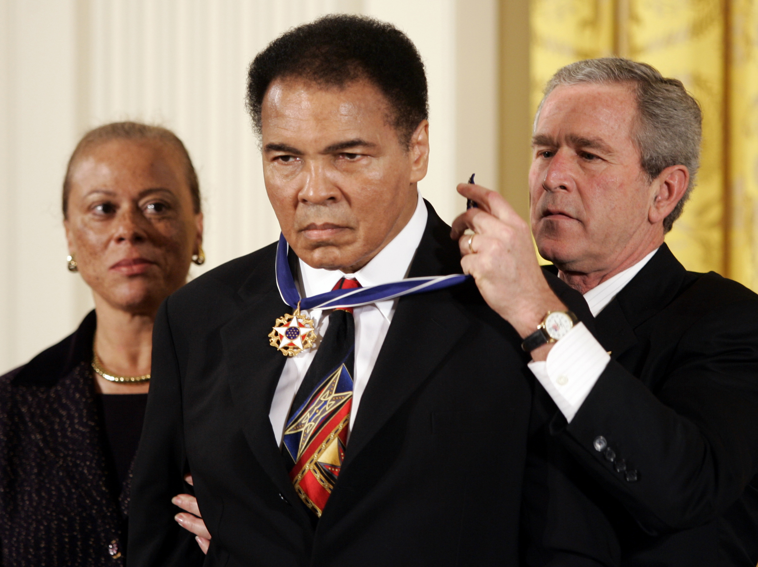 US President Bush awards boxing legend Muhammad Ali with the Presidential Medal of Freedom in Washington