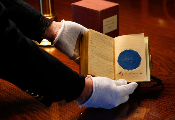 		<p>The Bible upon which U.S. President Abraham Lincoln was sworn in for his first inauguration is displayed at the Library of Congress in Washington December 23, 2008. On January 20, 2009, President-elect Obama will take the oath of office using the sam