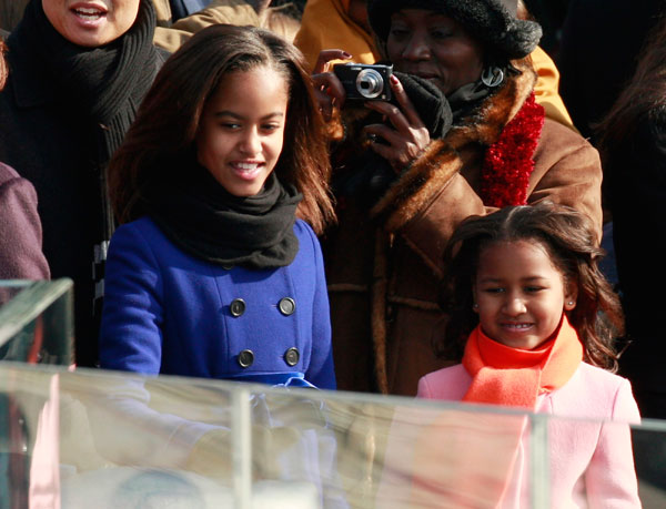 		<p>Obama kids - Malia and Sasha Obama arrive at the inauguration ceremony of their father, President-elect Barack Obama, as the 44th President of the United States in Washington January 20, 2009.</p>