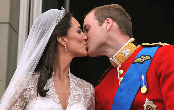 		<p>Will and Kate kiss on the balcony of Buckingham Palace, following following their wedding at Westminster Abbey in London April 29, 2011.</p>