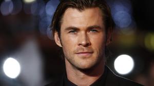 Actor Chris Hemsworth arrives for the world premiere of "Thor : The Dark World" at Leicester Square in London