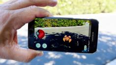 Illustration of the augmented reality mobile game "Pokemon Go"