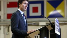 Canada's Prime Minister Justin Trudeau announces a $1.5 billion national Oceans Protection Plan while speaking at HMCS Discovery in Vancouver, B.C., Canada November 7, 2016.  REUTERS/Ben Nelms