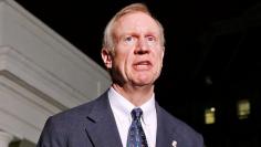 FILE PHOTO:  Bruce Rauner speaks to the media after a meeting with U.S. President Barack Obama and other Governor-elects from seven U.S. states at the White House in Washington December 5, 2014.        REUTERS/Larry Downing/File Photo 