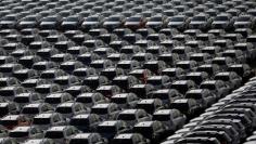 Newly manufactured cars await export at port in Yokohama, Japan, November 15, 2017.  REUTERS/Toru Hanai 