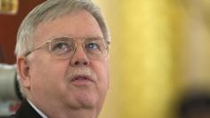 New U.S. ambassador to Russia John Tefft attends a ceremony to hand over credentials to Russian President Vladimir Putin at the Kremlin in Moscow, November 19, 2014.  REUTERS/Alexander Zemlianichenko/Pool