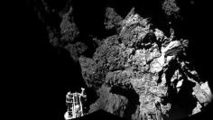 A probe named Philae is seen after it landed safely on a comet, known as 67P/Churyumov-Gerasimenko, in this CIVA handout image released November 13, 2014. REUTERS/ESA/Rosetta/Philae/CIVA/Handout via Reuters