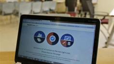 Insight: Health site woes show Washington misses out on cutting edge technology