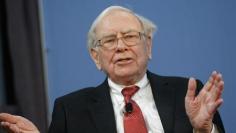 Buffett: moving oil by rail safely major industry concern