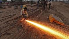 India's Modi eyes first labor overhaul in decades to create jobs