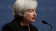 Yellen defends loose Fed policy, says job market still too weak