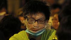 Hong Kong democracy protesters start to pull back