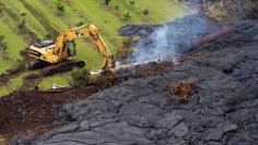 National Guard arrives in Hawaii town threatened by lava