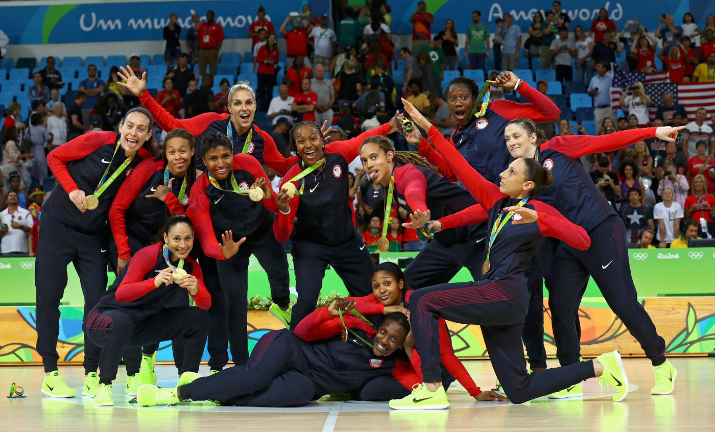 Basketball - Women's Victory Ceremony