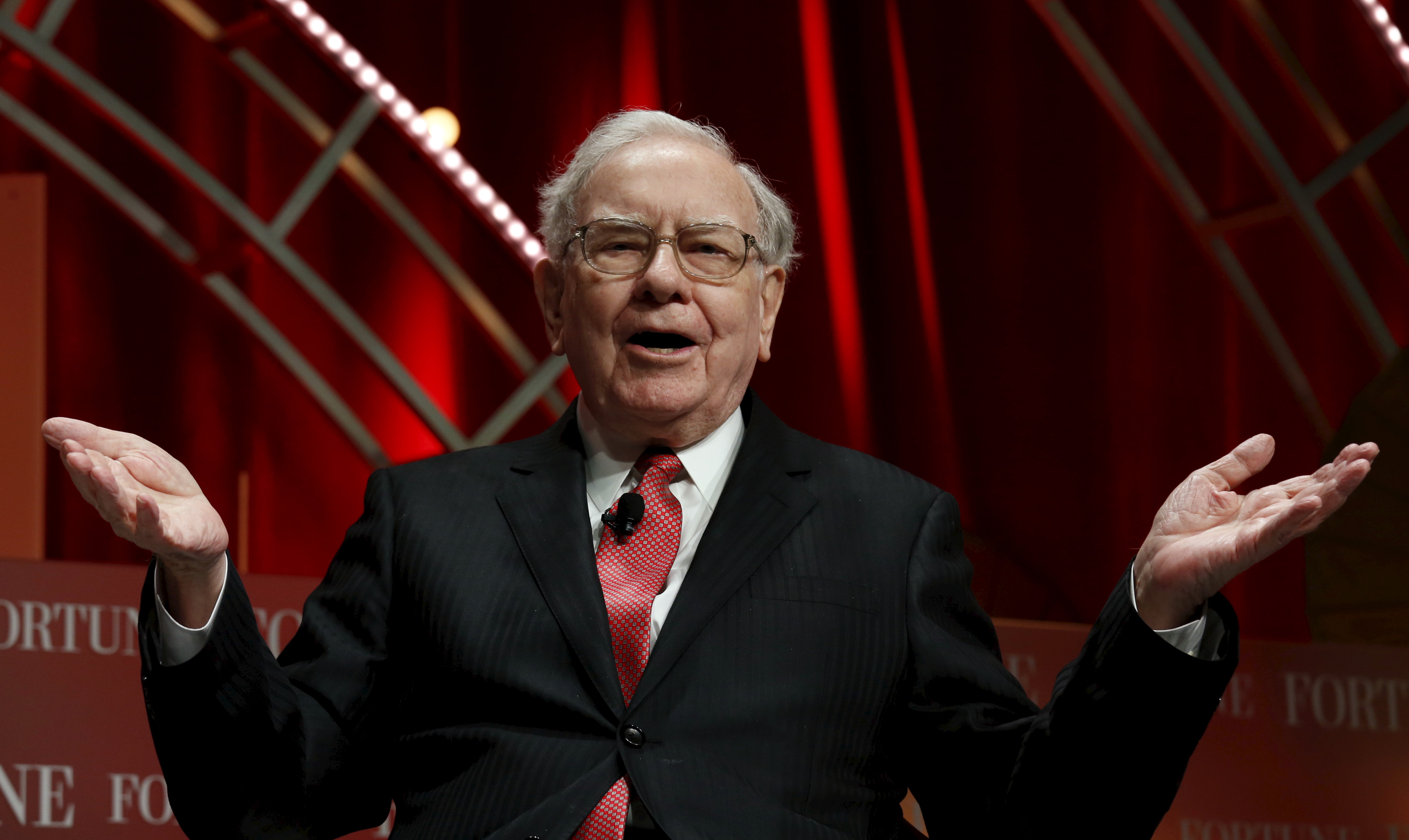 Warren Buffett, 85, chairman and CEO of Berkshire Hathaway, speaks at the Fortune&#039;s Most Powerful Women&#039;s Summit in Washington