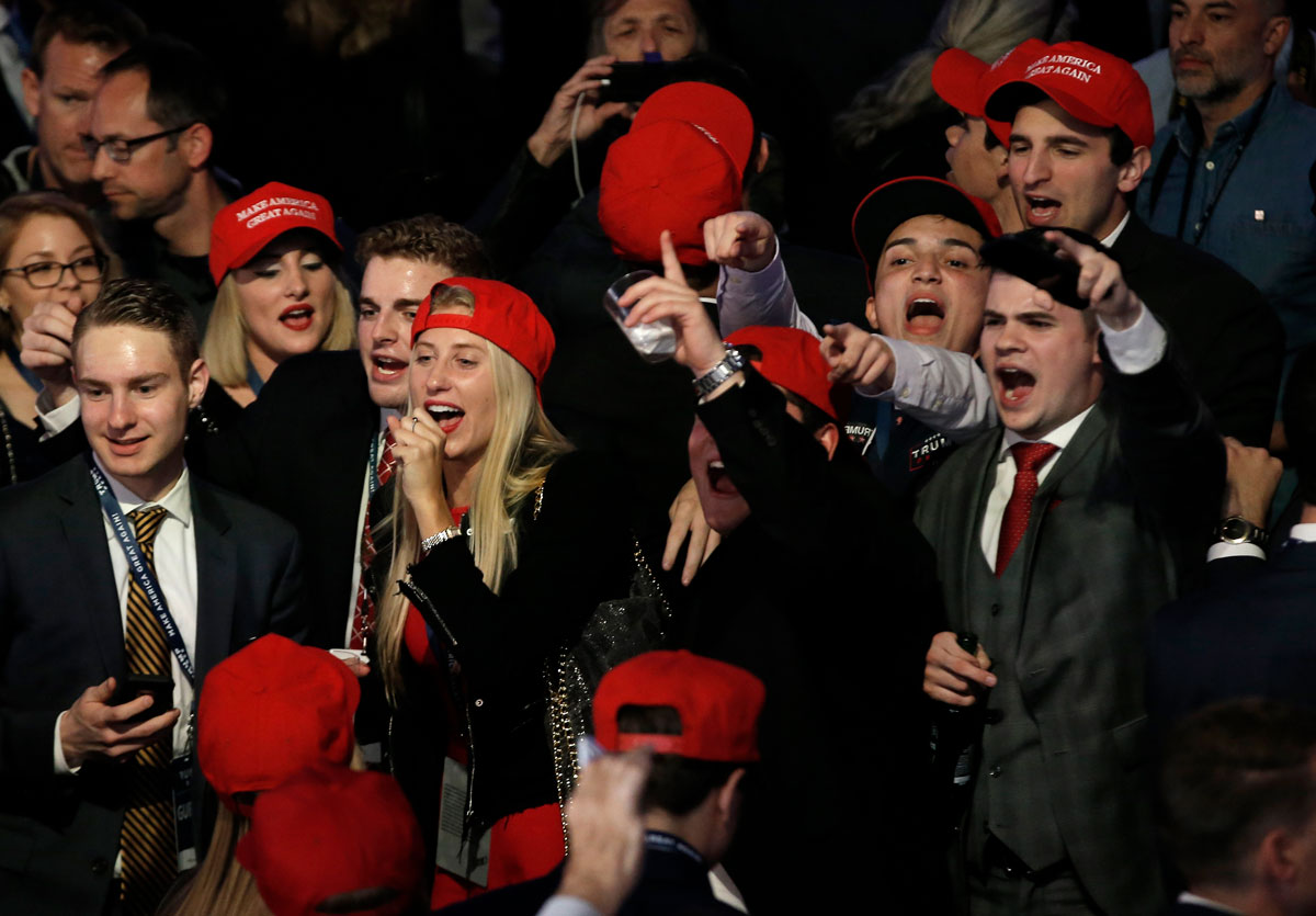 Trump supporters celebrate as election returns come in at Republican U.S. presidential nominee Donald Trump&#039;s election night rally in New York