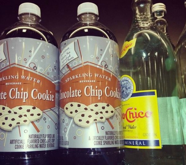 Chocolate chip cookie sparkling water