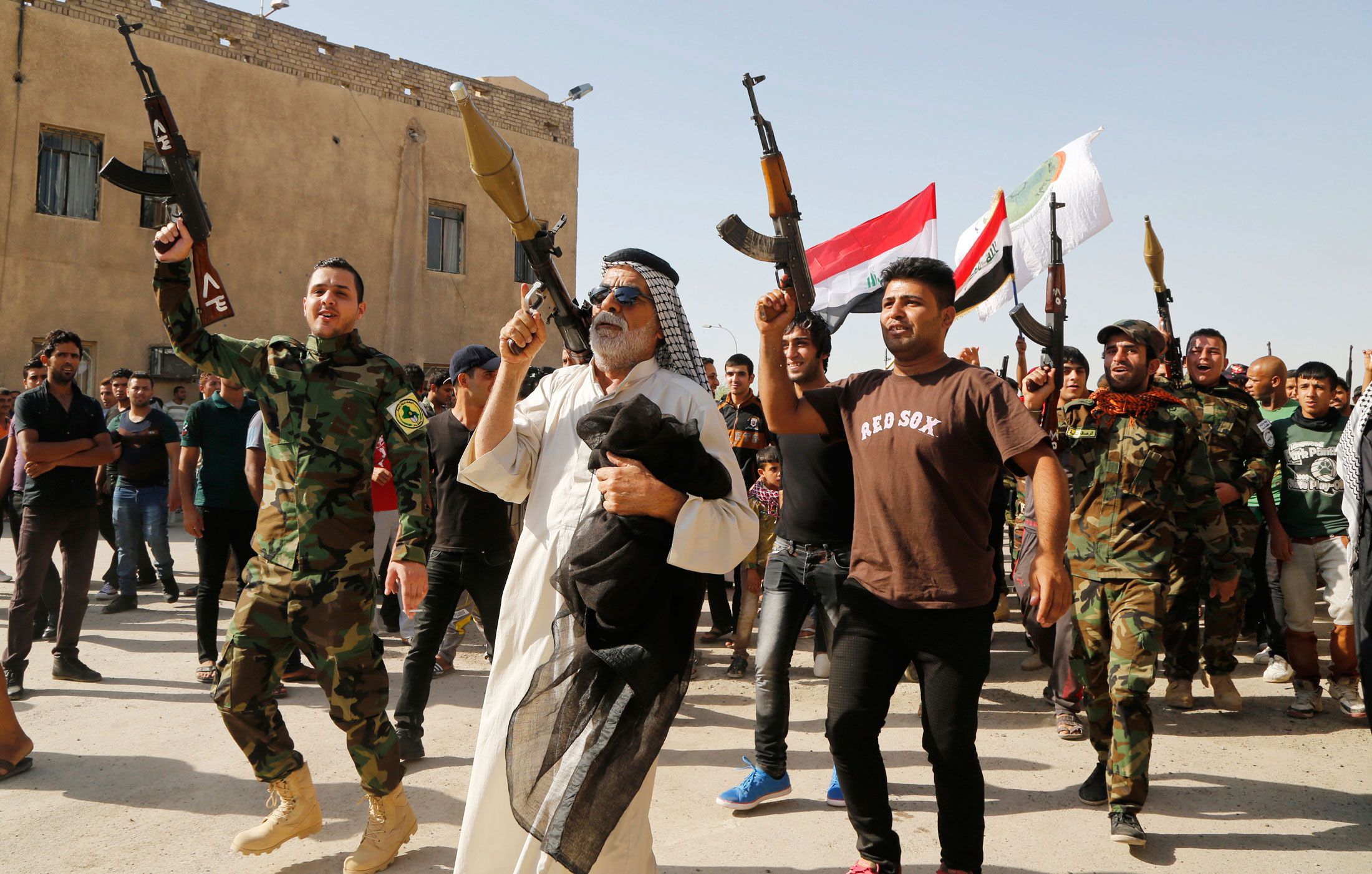 Фото игиловцев. Террористическая группировка «Исламское государство» в Сирии. Исламское государство Ирак. Исламское государство Ирака и Леванта.