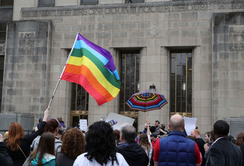 Alabama Official Ordered To Issue Marriage Licenses To Gay Couples The Fiscal Times