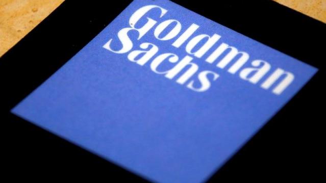 The logo of Goldman Sachs is displayed in their office located in Sydney, Australia, May 18, 2016. REUTERS/David Gray/File Photo   - RTSPELC
