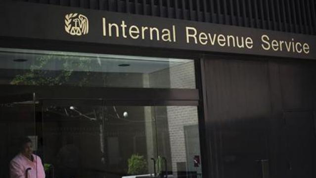 IRS, activist lawyers to clash in court over tax preparer rules