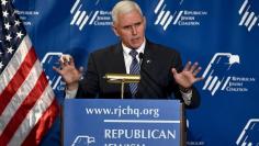 Indiana Gov. Mike Pence speaks during the Republican Jewish Coalition Spring Leadership Meeting in Las Vegas, Nevada April 25, 2015. REUTERS/David Becker 