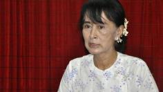 Suu Kyi makes historic debut in Myanmar parliament