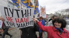 Russians protest over Putin's return as president