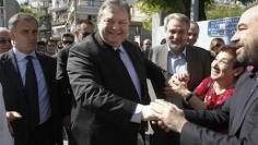 Greek Socialist leader calls for pro-bailout unity government