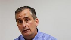 Intel CEO shakes up units, creates 'new devices' group