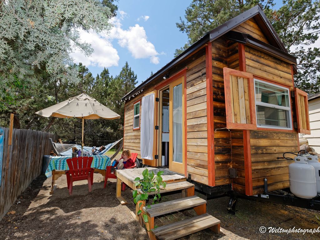 How To Rent A Tiny House For Your Next Vacation Getaway The Fiscal Times 8105